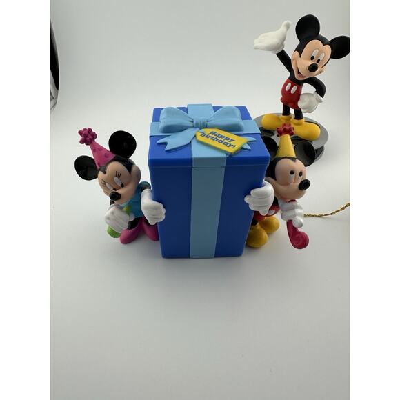 Assortment of Vintage Disney items Pop up box, Ornament, Figurine Mickey - Picture 5 of 12